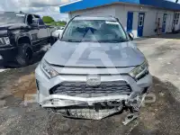 2019 Toyota RAV4 фото