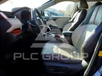 2019 Toyota RAV4 фото