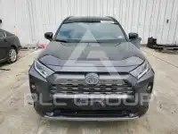 2019 Toyota RAV4 фото