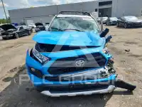 2019 Toyota RAV4 фото