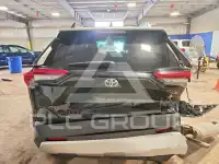 2019 Toyota RAV4 фото