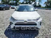2019 Toyota RAV4 фото