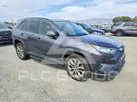 2019 Toyota RAV4 фото