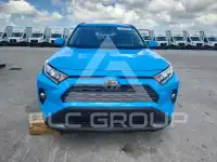 2019 Toyota RAV4 фото