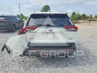 2019 Toyota RAV4 фото