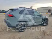 2019 Toyota RAV4 photo