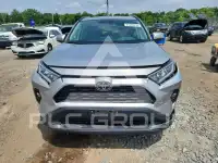 2019 Toyota RAV4 фото