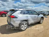 2019 Toyota RAV4 фото