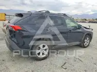 2019 Toyota RAV4 фото