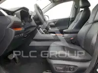 2019 Toyota RAV4 фото