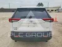 2019 Toyota RAV4 фото
