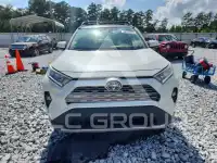 2019 Toyota RAV4 фото