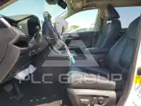 2019 Toyota RAV4 фото