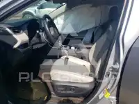 2019 Toyota RAV4 фото