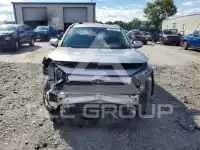 2019 Toyota RAV4 фото