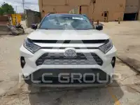 2019 Toyota RAV4 фото