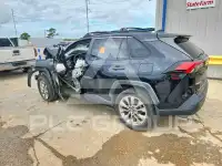 2019 Toyota RAV4 фото