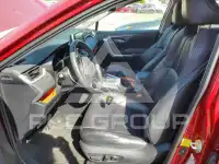 2019 Toyota RAV4 фото