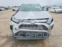 2019 Toyota RAV4 photo