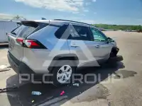 2019 Toyota RAV4 фото