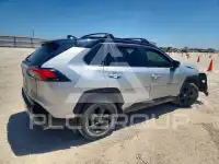 2019 Toyota RAV4 фото