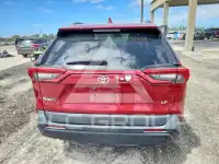 2019 Toyota RAV4 фото