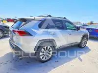 2019 Toyota RAV4 фото