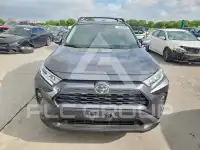 2019 Toyota RAV4 фото