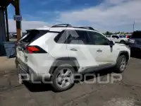 2019 Toyota RAV4 фото