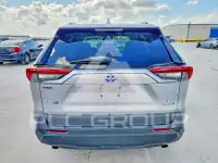 2019 Toyota RAV4 фото
