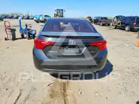 2019 Toyota COROLLA фото