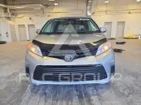 2019 Toyota SIENNA фото