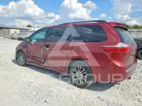 2019 Toyota SIENNA фото