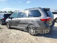 2019 Toyota SIENNA фото
