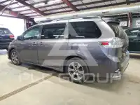 2019 Toyota SIENNA фото