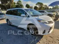 2019 Toyota SIENNA фото