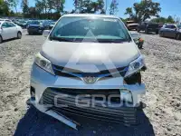 2019 Toyota SIENNA photo