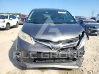 2019 Toyota SIENNA фото