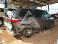 2019 Toyota SIENNA photo