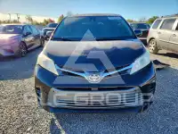 2019 Toyota SIENNA фото