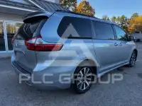 2019 Toyota SIENNA фото
