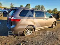 2019 Toyota SIENNA photo