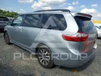 2019 Toyota SIENNA фото