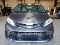 2019 Toyota SIENNA фото