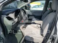 2019 Toyota SIENNA фото