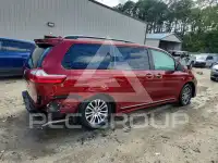 2019 Toyota SIENNA photo
