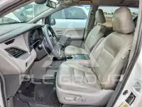 2019 Toyota SIENNA фото