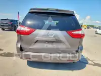 2019 Toyota SIENNA фото