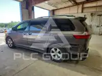 2019 Toyota SIENNA фото