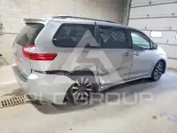 2019 Toyota SIENNA photo